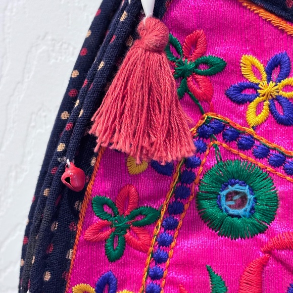 Tribe Azure Women's Handcrafted Multi-Color Handbag Tote Bead Bells Accents EUC - Picture 3 of 10